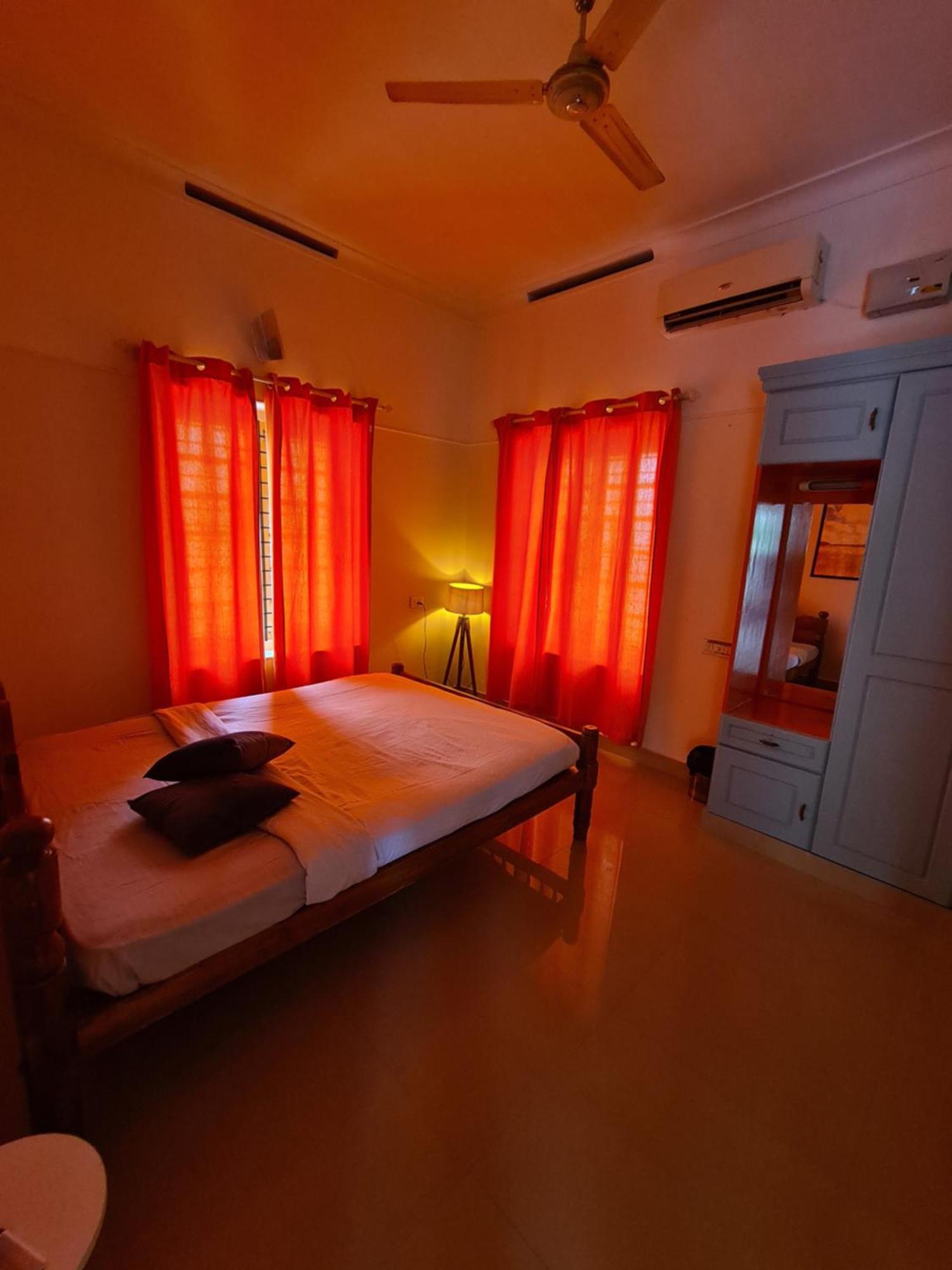 Orange Valley Homestay Thiruvananthapuram Kültér fotó